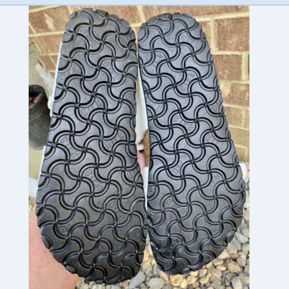 Birki's by Birkenstock Freeport White Sandals 8 - Picture 5 of 7